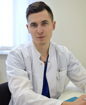 врач-уролог Мамонтов Дмитрий Сергеевич